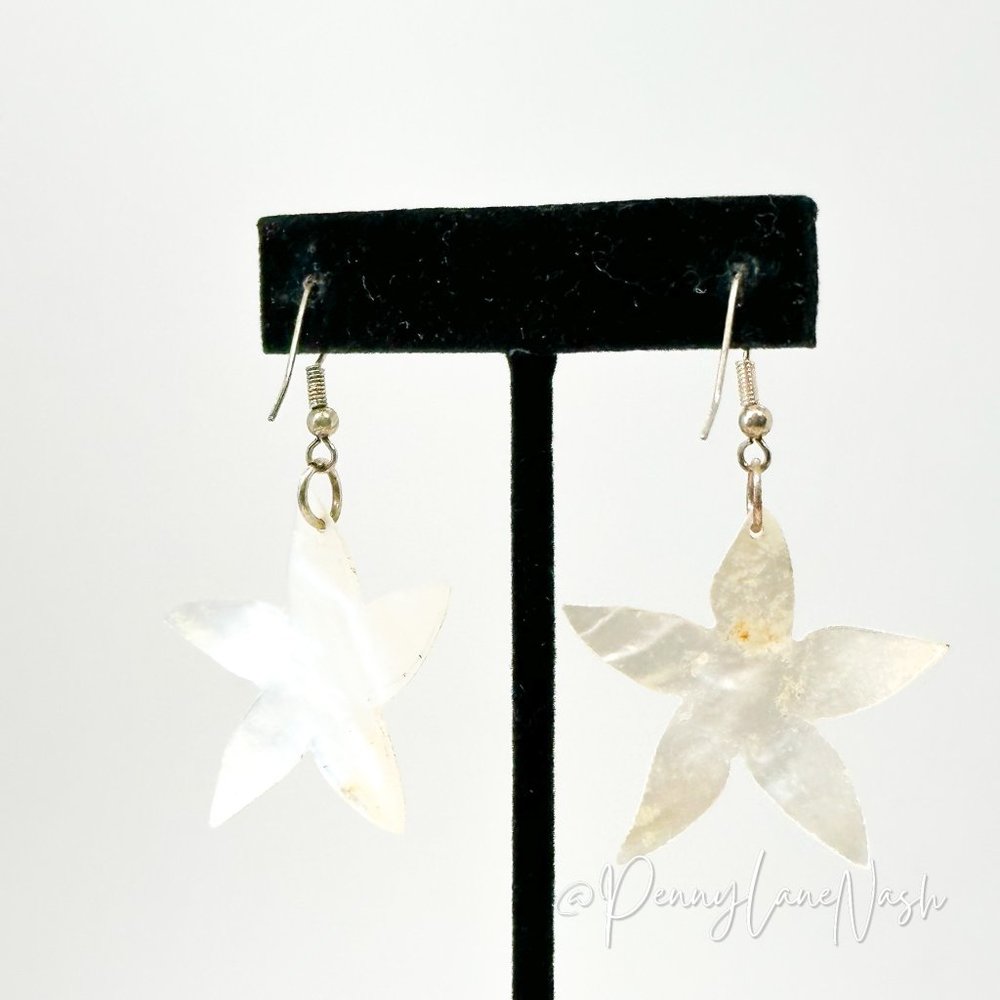 Vintage Off White Flower Star Dangle Earrings - Picture 5 of 9